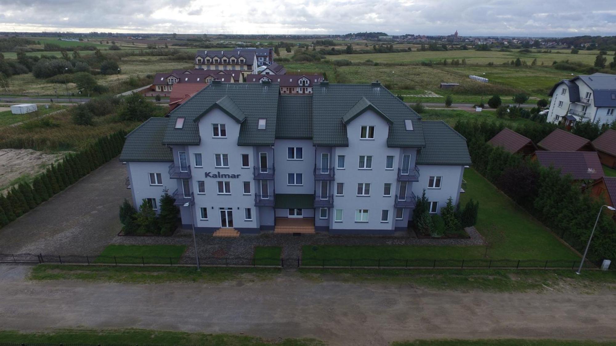 Bed and Breakfast Kalmar à Darłówko Extérieur photo